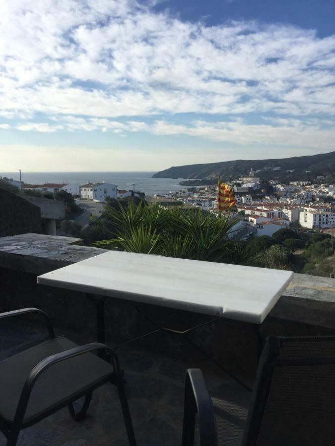 Es Volca Apartment Cadaques Exterior photo